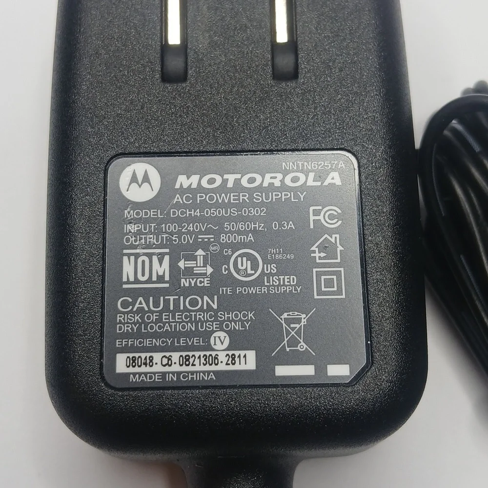 Motorola AC power supply adapter, model‎ DCH4-050US-0302